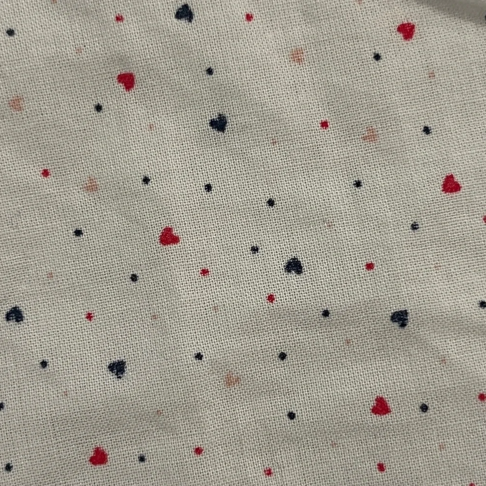 Levi's Cream mini heart graphic Button Down Shirt. GUC! - Picture 3 of 7